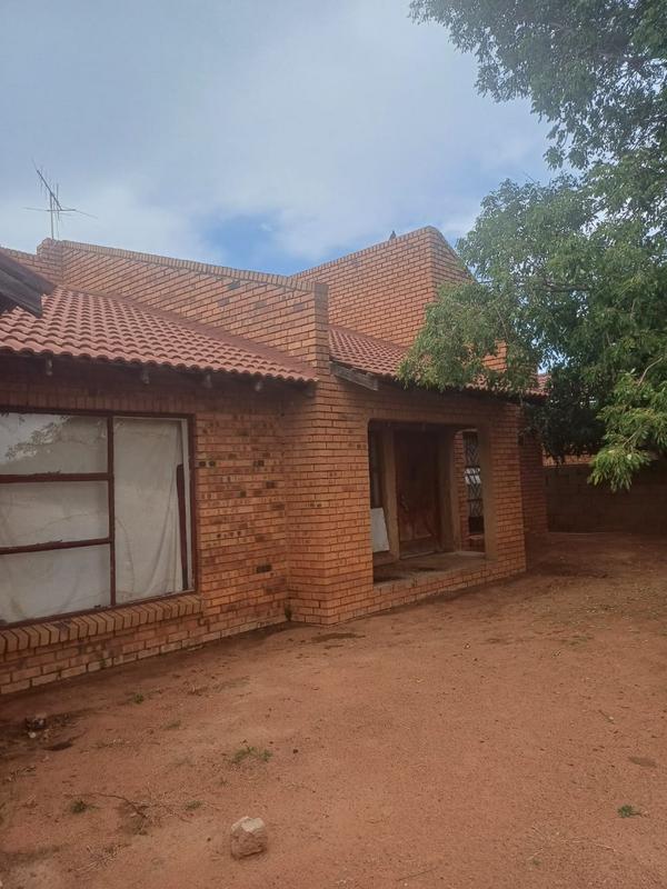 3 Bedroom Property for Sale in Mabopane North West